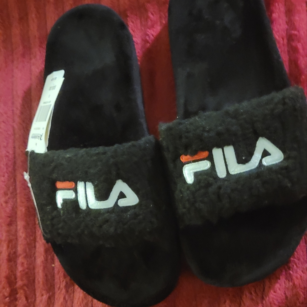 Fila fuzzy slide size 7